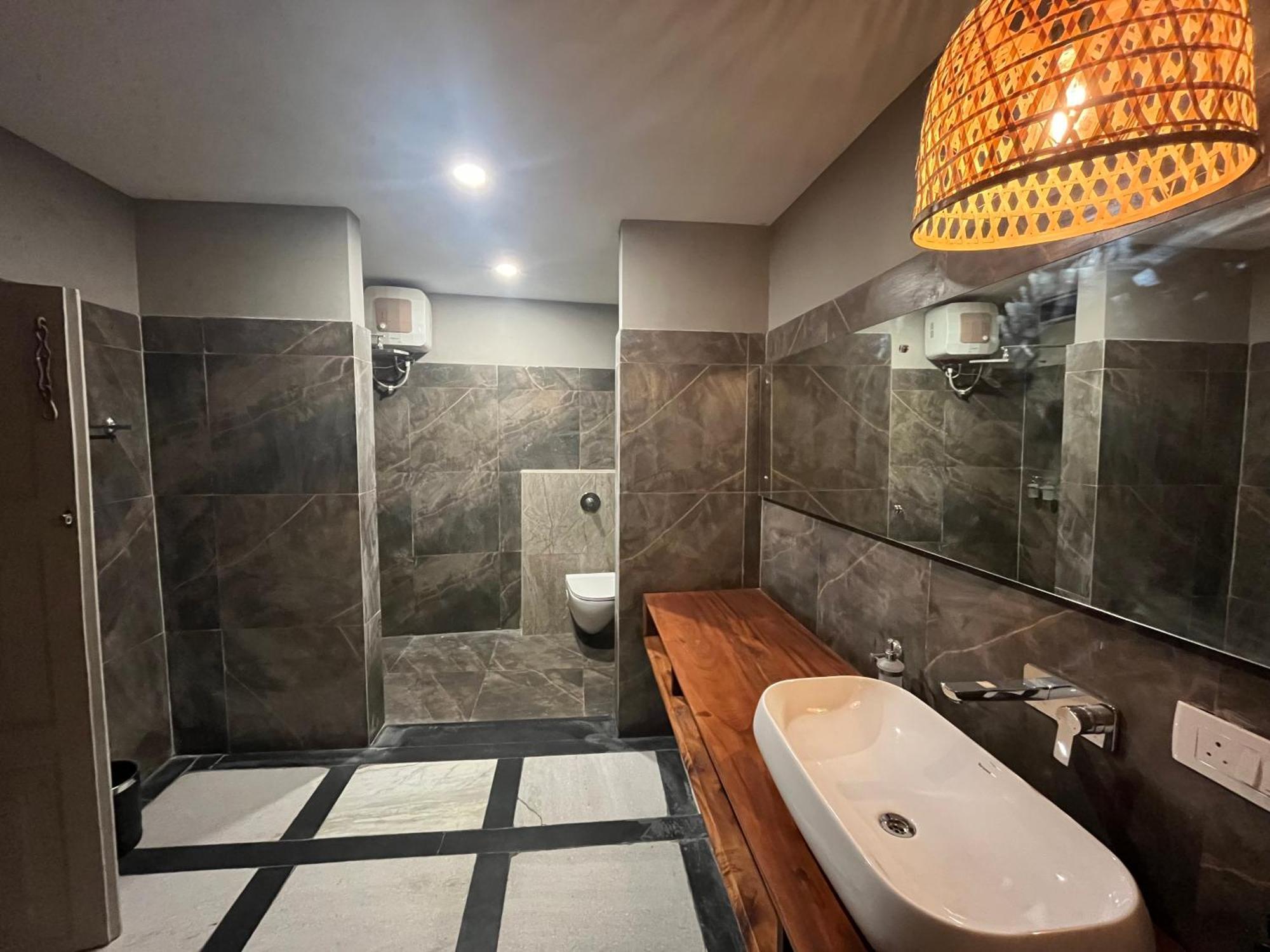 Nkaasa Hotel Personal Suites Raxaul Extérieur photo